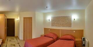 Гостиница Сосновый бор Ижевск Двухместный номер эконом-класса с 1 кроватью или 2 отдельными кроватями-4