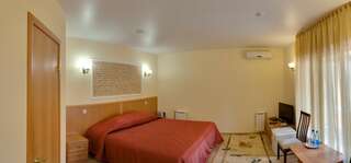 Гостиница Сосновый бор Ижевск Двухместный номер эконом-класса с 1 кроватью или 2 отдельными кроватями-2