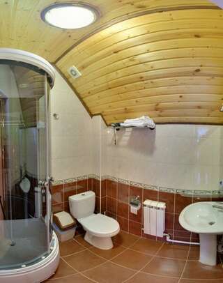 Гостиница Сосновый бор Ижевск Двухместный номер «Комфорт» с 1 кроватью или 2 отдельными кроватями-7